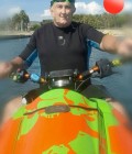 Rencontre Homme : Gigi, 59 ans à France  SANARY SUR MER
